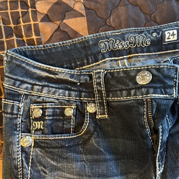 Miss Me Jeans- Standard Straight Leg - Picture 2 of 9